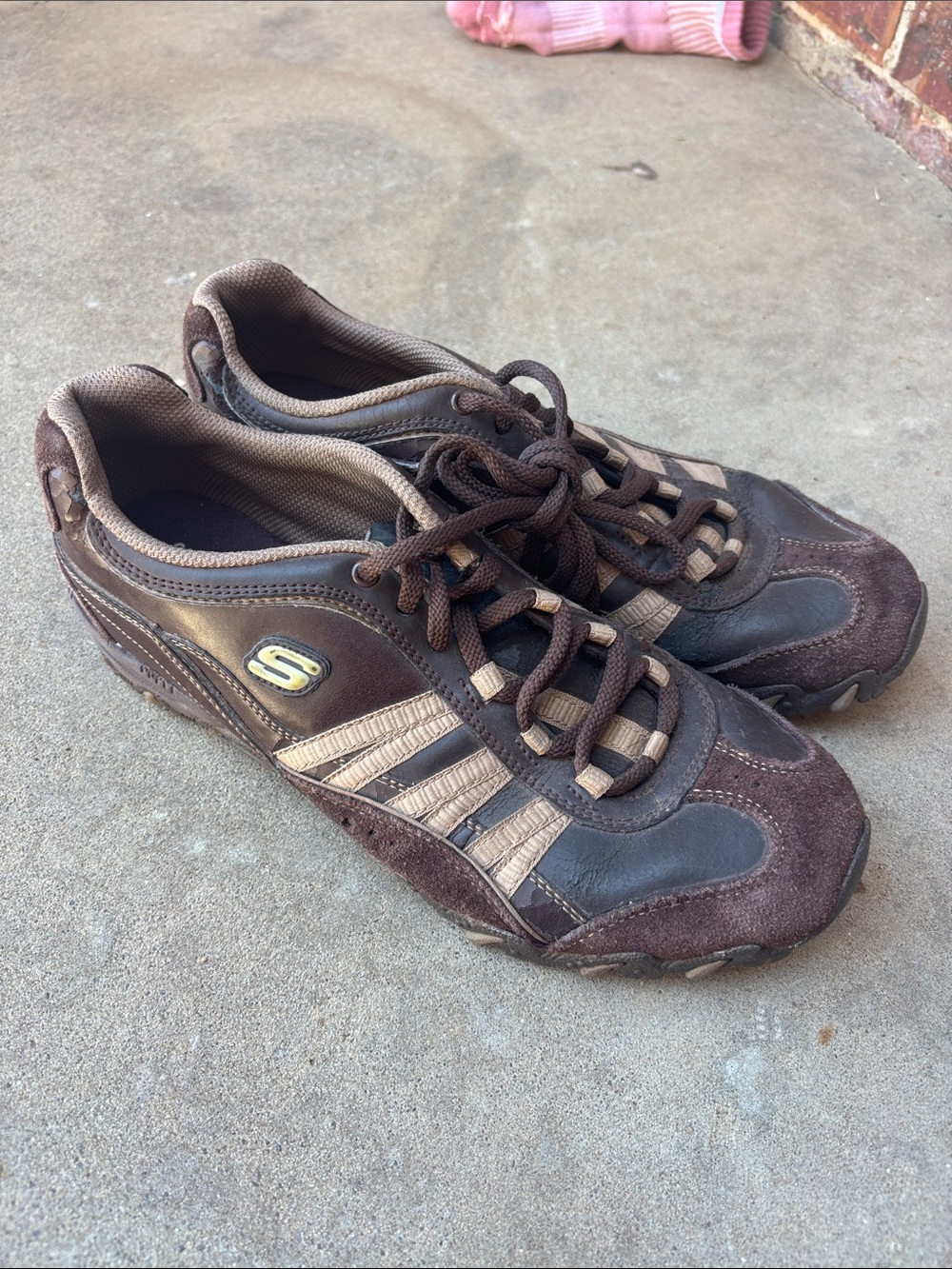 Vintage brown leather suede Skechers! Women’s 8.5